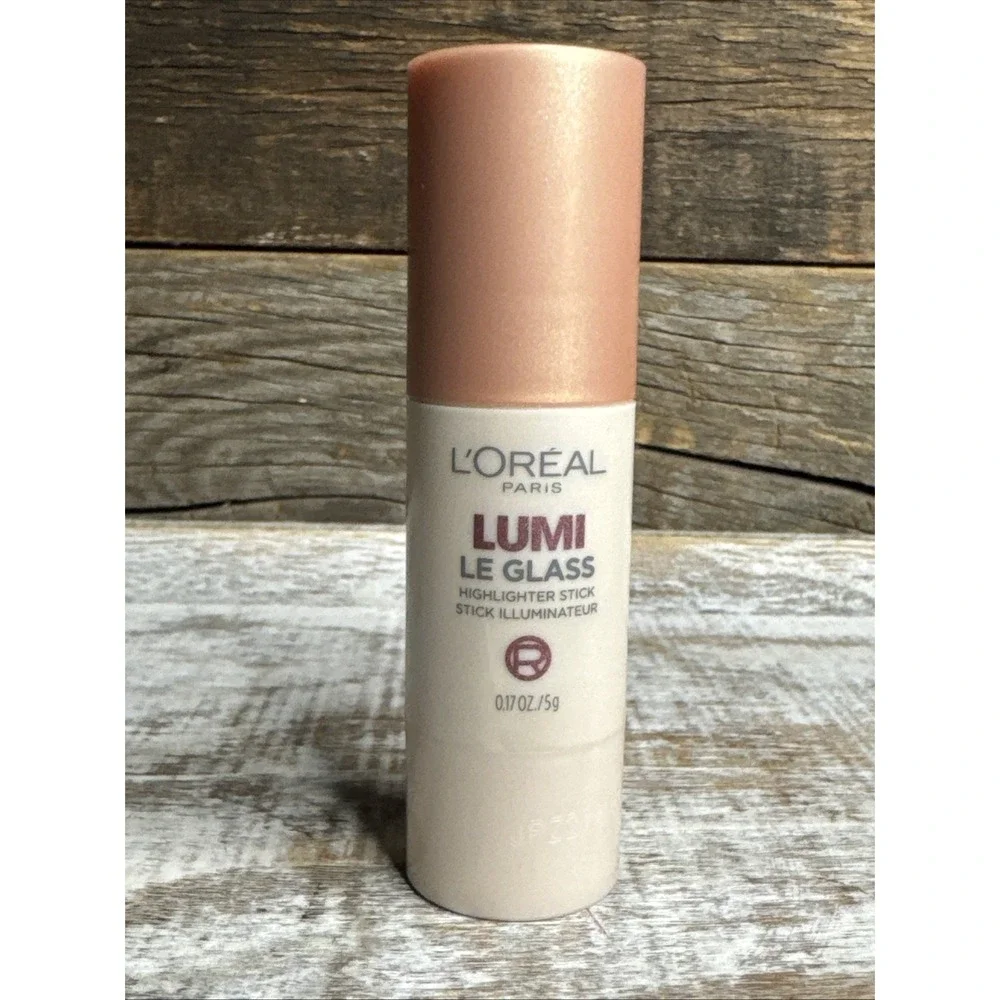 L'Oréal Lumi Le Glass Highlighter Stick 610 Glassy Pearl Eclat‎ | MSRP = $15